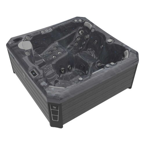 Palermo Life Deluxe jakuzzi storm clouds